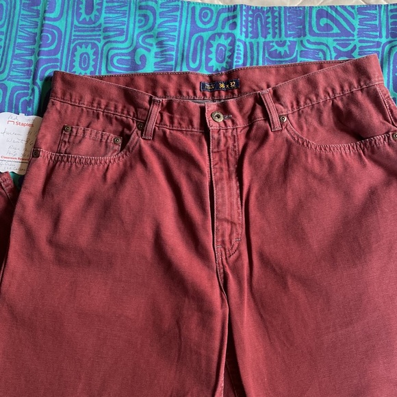 J Crew Burgundy Red Jeans, Original Tag  Says 36 X 32 Light Weight MAKE OFFER!! - Picture 2 of 14